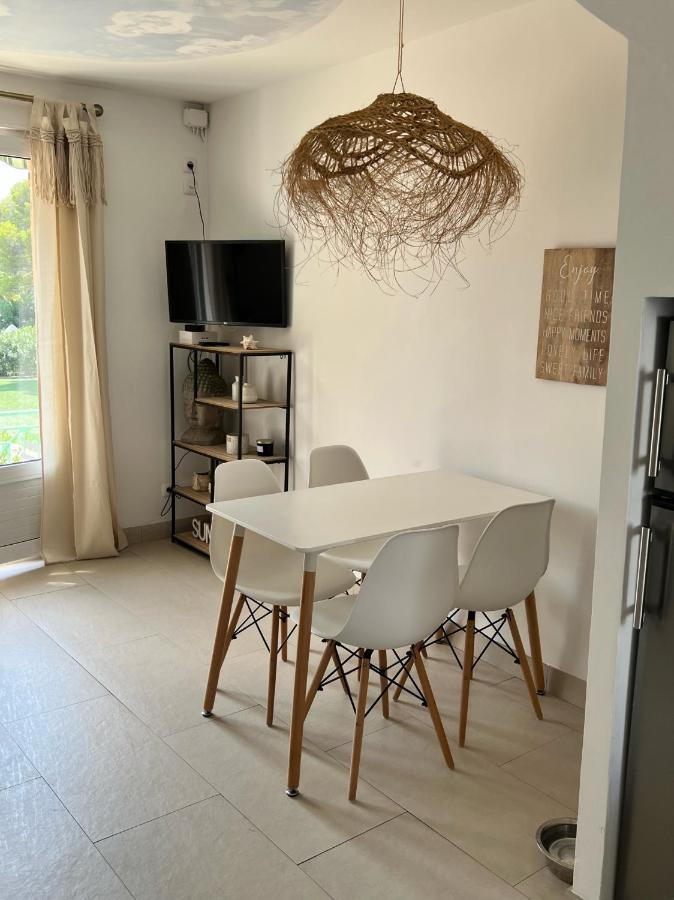 Apartmán Duplex T3 Boulouris Pieds Dans L Eau Saint-Raphaël Exteriér fotografie
